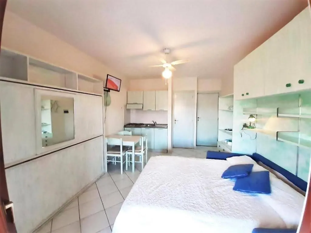 Residenze Golfo Di Marinella Lägenhet 0*, Marinella (Sardinia) Italien