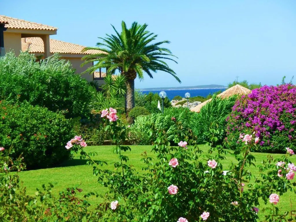 Residenze Golfo Di Marinella Lägenhet Italien