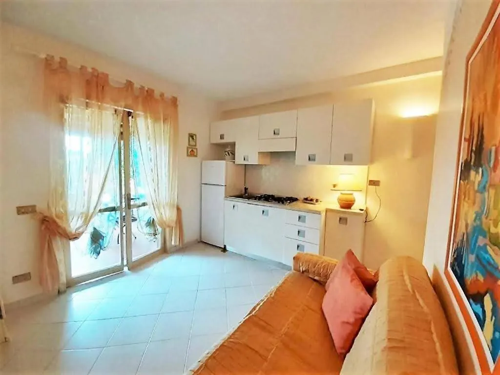 Residenze Golfo Di Marinella Apartman Olaszország